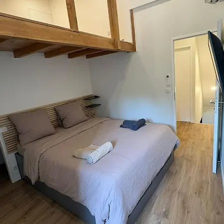 Maison De Charme Renovee Avec Gout Clim Vic-le-Comte